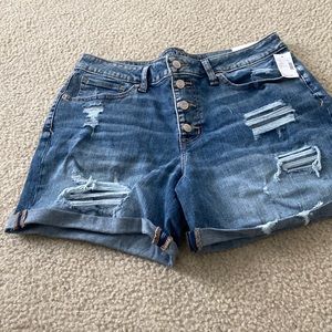 5” inseam mid rise shorts from maurices. Tags still on